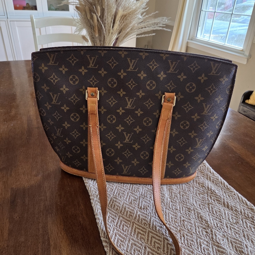 Louis Vuitton Babylone Tote